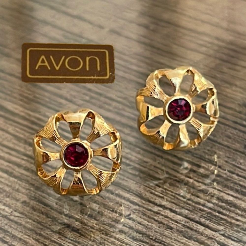 Vintage AVON 1989 Brilliant Simulated Birthstone Earrings January or July
